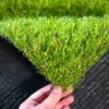 Cómo poner césped artificial sobre tierra: guía paso a paso